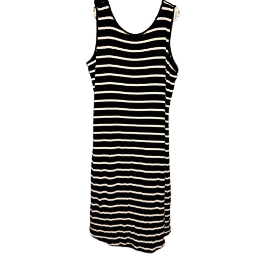 High-Low Dress - Picture 2 of 4